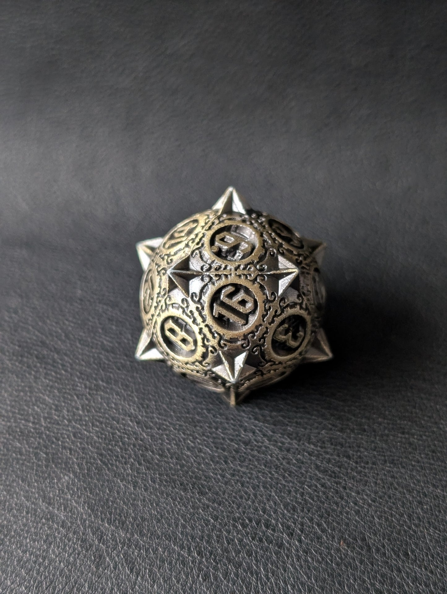 Canonball Chaos - Oud Brons