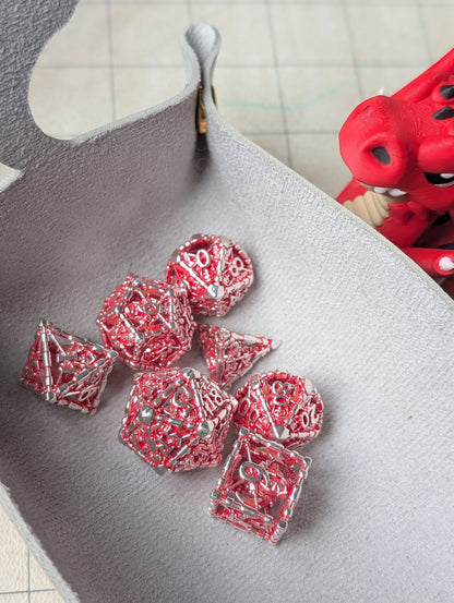 Grim's Hold - Rood Metal Dice Set